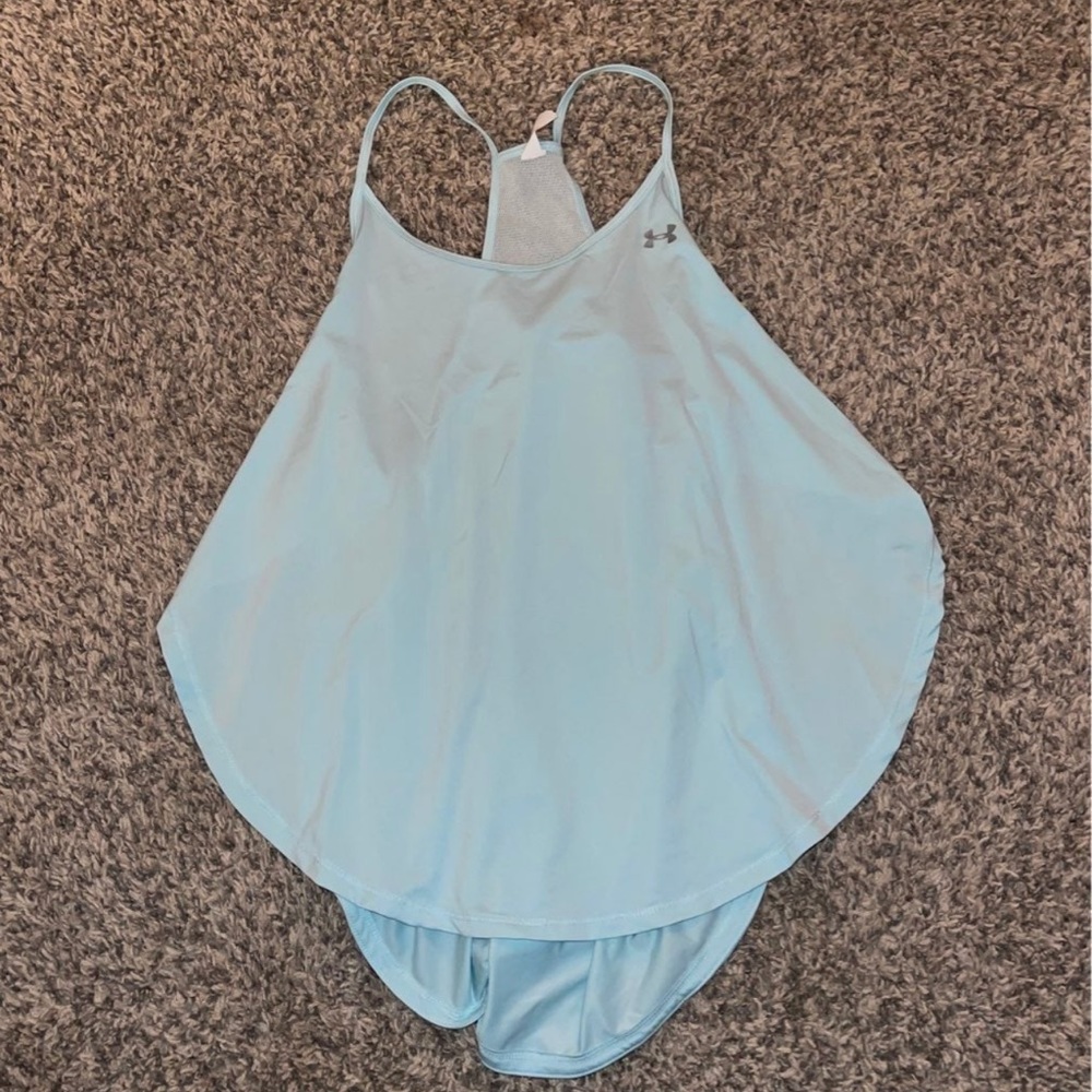 Under armour tank